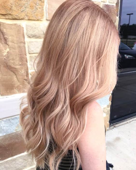colore biondo champagne